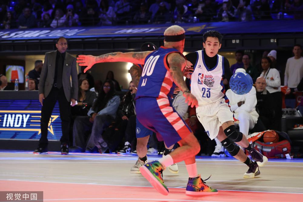 借着出色的 借着出色的