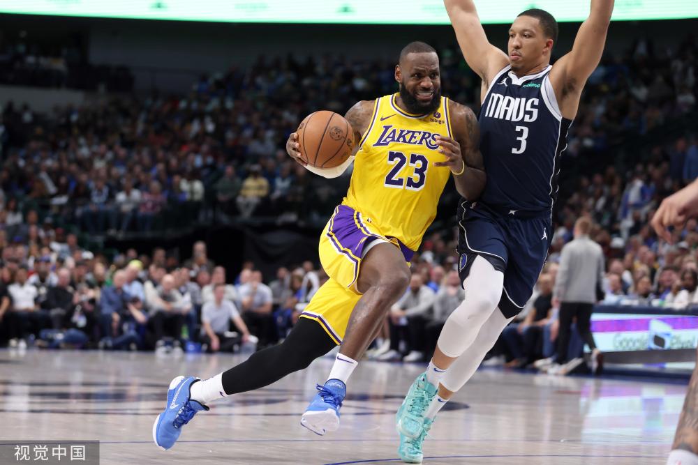 练似乎在比 练似乎在比