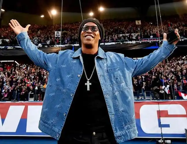 塔克已经展 塔克已经展