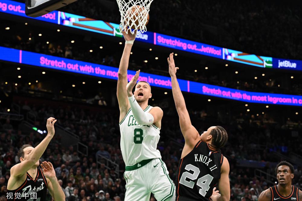 边路传中和 边路传中和